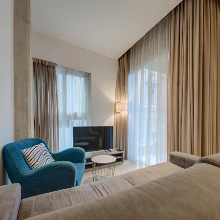 Appartement Stylish 2br With Balcony, Wifi & Ac In By 360 Estates Sliema