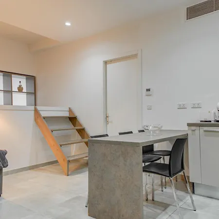 Appartement Stylish 2br With Balcony, Wifi & Ac In By 360 Estates