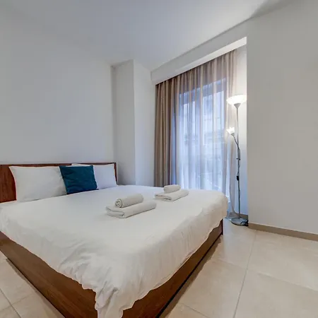 Stylish 2br With Balcony, Wifi & Ac In By 360 Estates Sliema