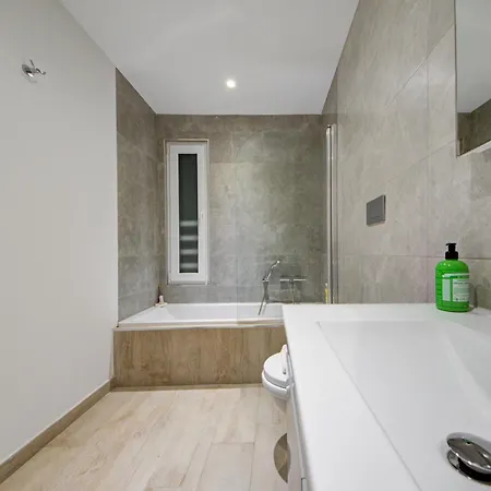 Stylish 2br With Balcony, Wifi & Ac In By 360 Estates * Sliema