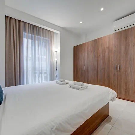 Stylish 2br With Balcony, Wifi & Ac In By 360 Estates * Sliema